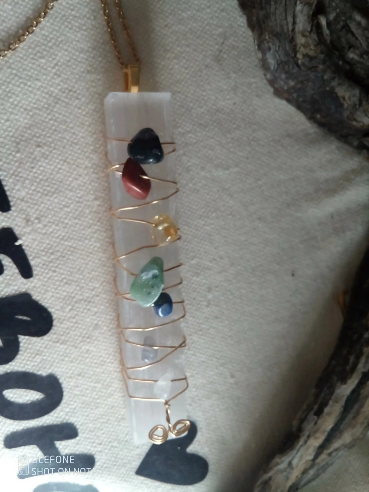 Collier pierre de sélénite et pierres naturelles des 7 chakras – photo 3